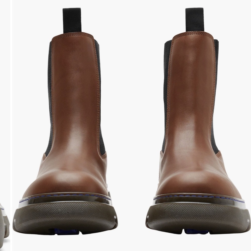BURBERRY
Chelsea Boot in Walnut-hued leather
Mens EU 44 - Picture 3 of 12